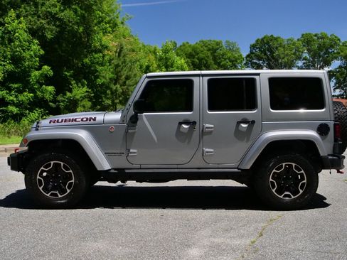 Used 2016 Jeep Wrangler Unlimited Rubicon AWD/4WD image 41