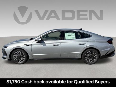 New 2026 Hyundai Sonata SEL FWD image 2