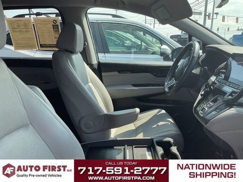 Used 2018 Honda Odyssey Elite image 17