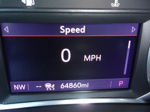 Used 2021 GMC Terrain SLT w/ Elevation Edition FWD image 17