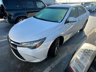 Used 2017 Toyota Camry SE