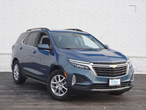 Used 2024 Chevrolet Equinox LT FWD image 2