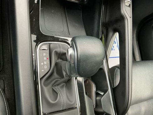 Used 2025 Kia Telluride S FWD image 20