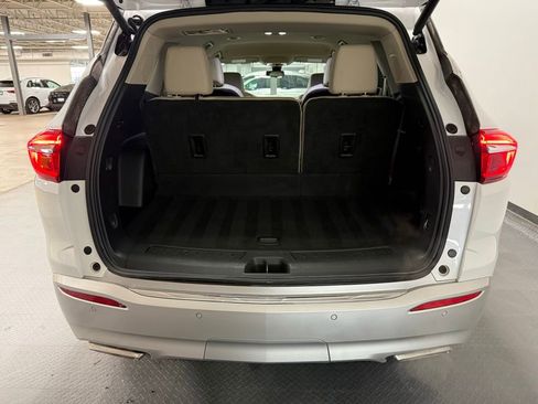Used 2020 Buick Enclave Premium w/ Surround and Sites Package AWD/4WD image 21