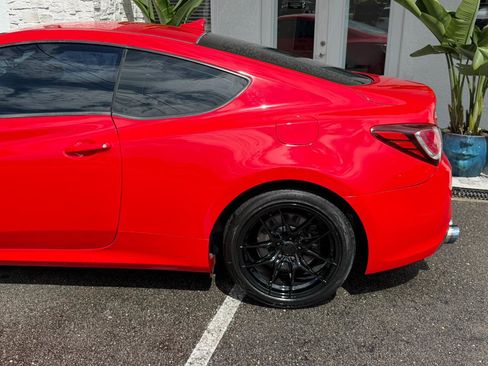 Used 2016 Hyundai Genesis 3.8 RWD image 10
