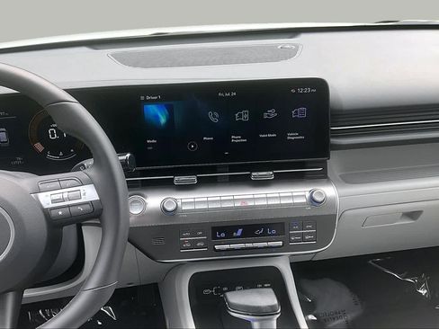 Used 2026 Hyundai Kona SEL Sport FWD image 7