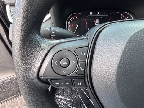 Used 2025 Toyota RAV4 XLE AWD/4WD image 24