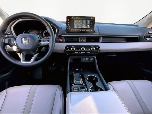 Certified 2025 Honda Pilot EX-L image 7