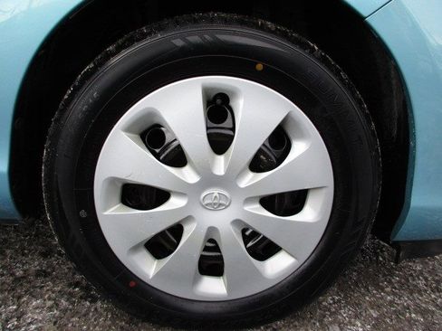 Used 2013 Toyota Prius C Two FWD image 12