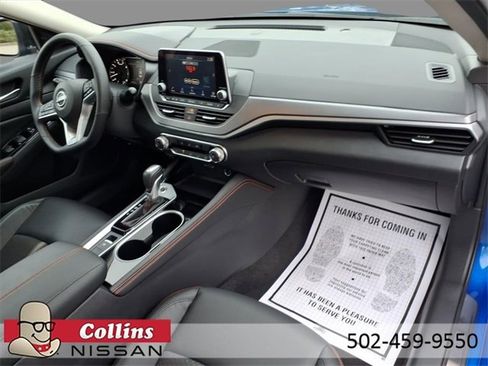 Certified 2025 Nissan Altima 2.5 SR image 12