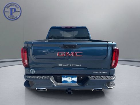 Used 2024 GMC Sierra 1500 Denali w/ Technology Package AWD/4WD image 6