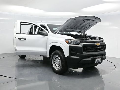 Used 2024 Chevrolet Colorado W/T w/ WT Convenience Package image 47