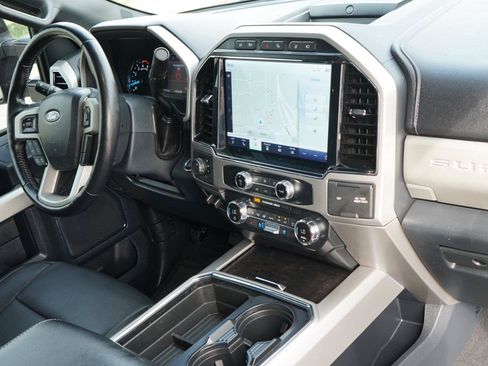 Used 2022 Ford F250 Lariat w/ Tremor Off-Road Package AWD/4WD image 27