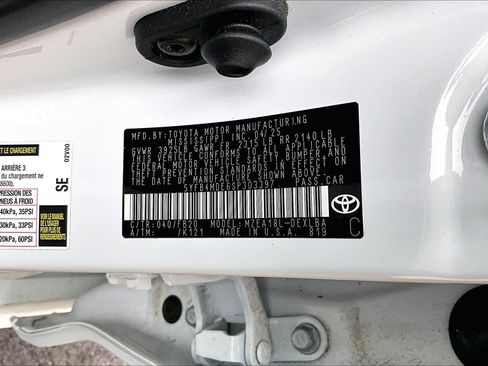 Certified 2025 Toyota Corolla LE FWD image 34