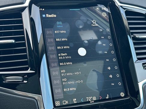 Certified 2025 Volvo XC90 B6 Plus w/ Protection Package Premier image 19