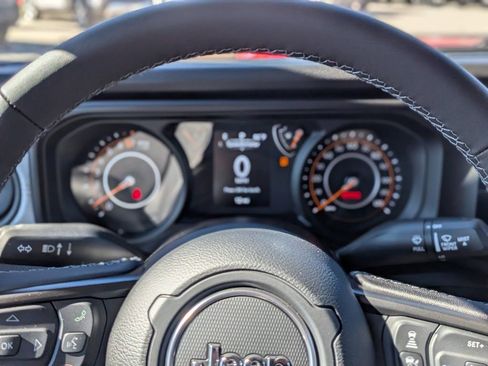 New 2026 Jeep Gladiator Sport image 8