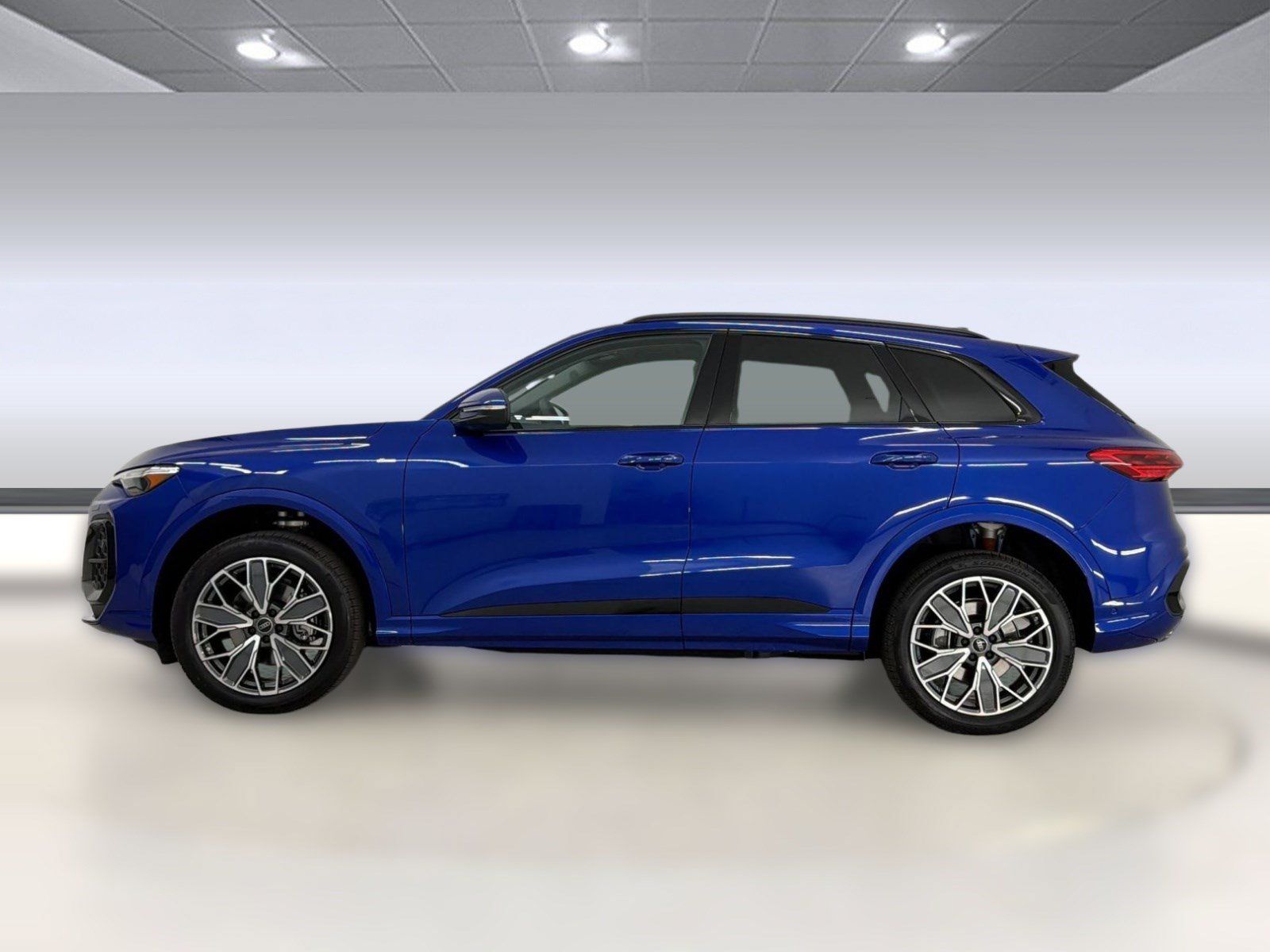New 2026 Audi Q5 Premium AWD/4WD image 2