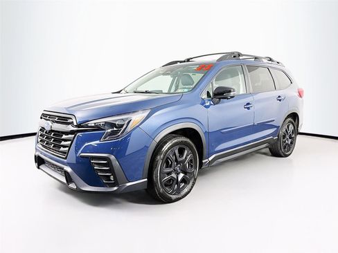 Used 2023 Subaru Ascent Onyx Edition Limited AWD/4WD image 3