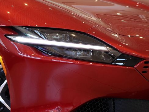 Certified 2022 Ferrari Roma image 17