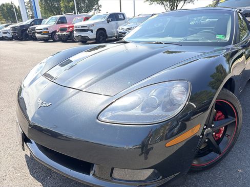 Used 2012 Chevrolet Corvette Coupe w/ 4LT Preferred Equipment Group RWD image 6
