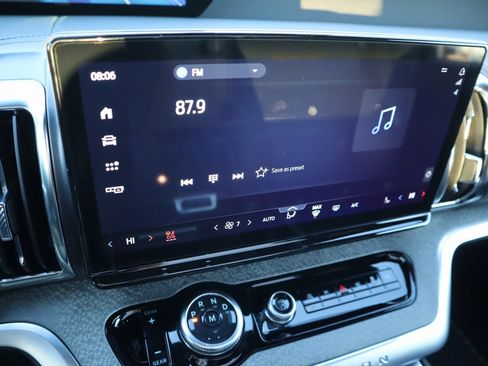 New 2026 Ford Expedition Tremor image 5