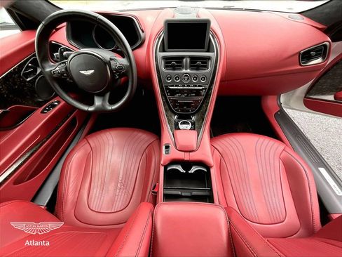 Used 2019 Aston Martin DB11 Coupe RWD image 13