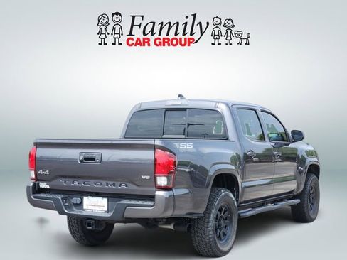 Used 2023 Toyota Tacoma SR image 4