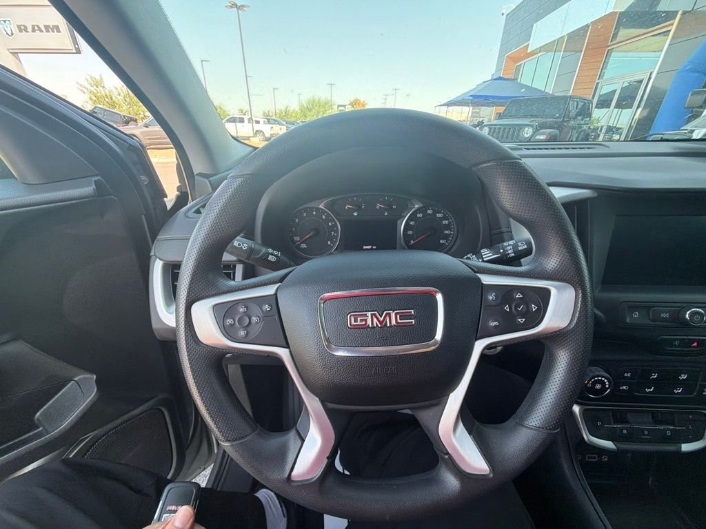 Used 2023 GMC Terrain SLE w/ Elevation Edition FWD image 32