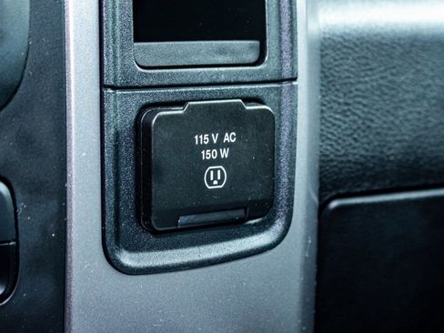 Used 2023 RAM 1500 Classic SLT w/ Trailer & Traction Group image 18