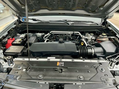 Used 2023 Chevrolet Colorado W/T image 9