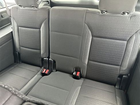 Certified 2021 Chevrolet Suburban LS image 18