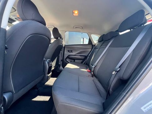 Used 2025 Hyundai Kona SEL AWD/4WD image 17