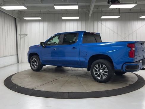 Used 2023 Chevrolet Silverado 1500 RST AWD/4WD image 6