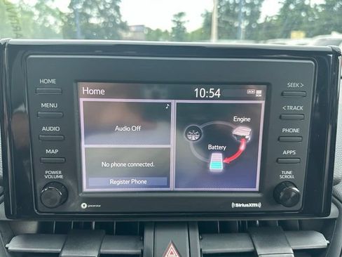 Used 2021 Toyota RAV4 LE AWD/4WD image 22