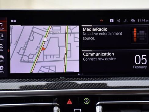 Used 2024 BMW X3 M40i w/ Parking Assistance Package image 17