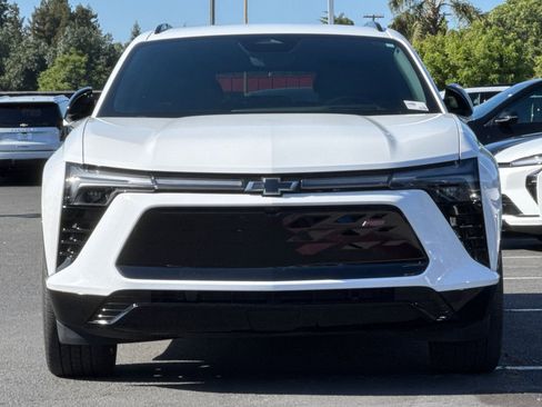 Used 2024 Chevrolet Blazer EV RS AWD/4WD image 10