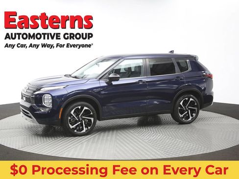 Used 2022 Mitsubishi Outlander SE AWD/4WD image 47