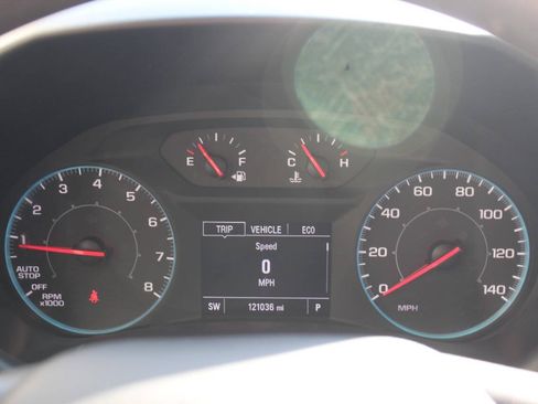 Used 2019 Chevrolet Equinox LS FWD image 22