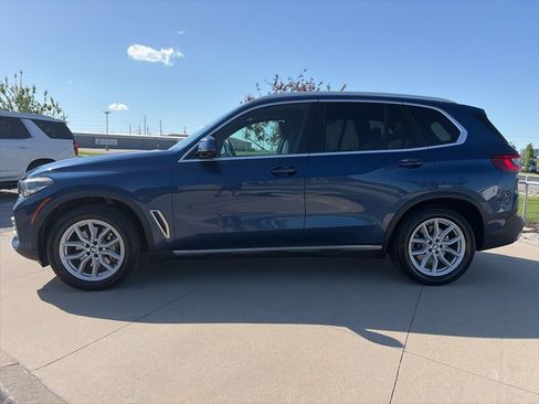 Used 2019 BMW X5 xDrive40i w/ Premium Package 2 image 5