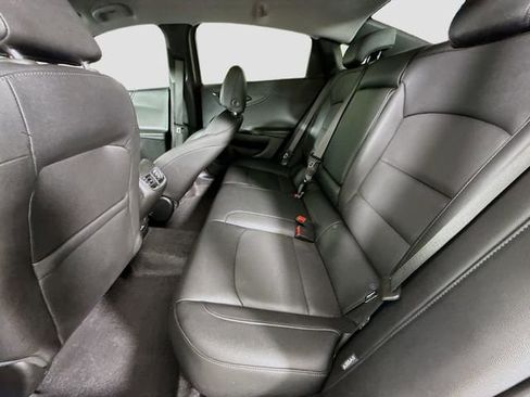 Used 2024 Chevrolet Malibu LT image 25