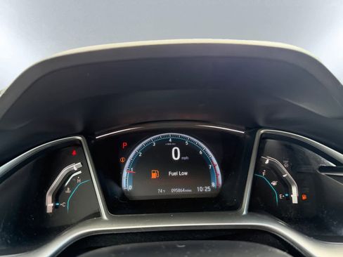 Used 2018 Honda Civic EX image 5