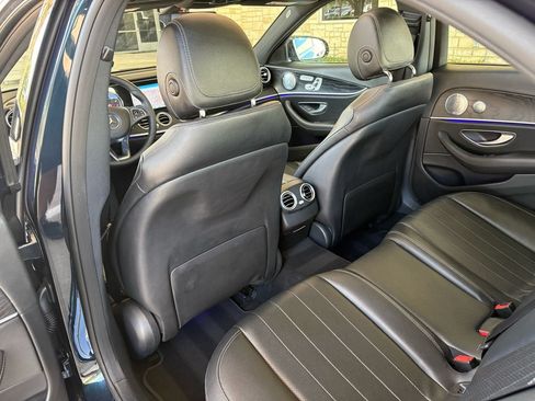 Used 2017 Mercedes-Benz E 300 image 24