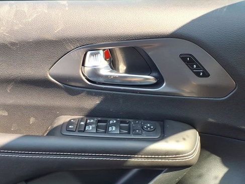 New 2026 Chrysler Pacifica Select image 15