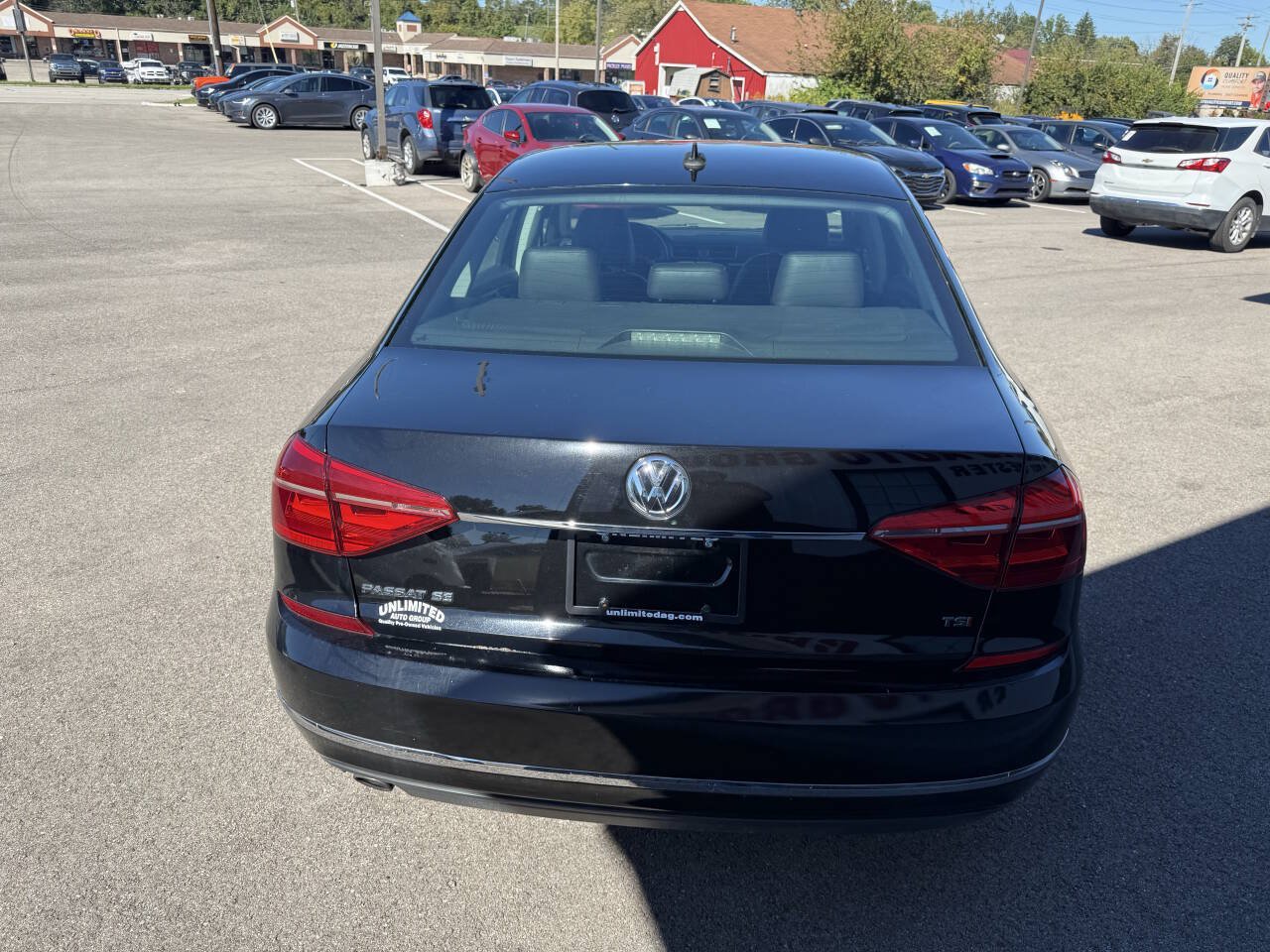 Used 2016 Volkswagen Passat 1.8T SE FWD image 9