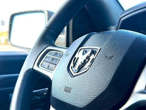 Used 2022 RAM 1500 Classic Warlock image 29