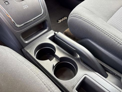 Used 2015 Jeep Patriot Sport w/ Power Value Group image 29