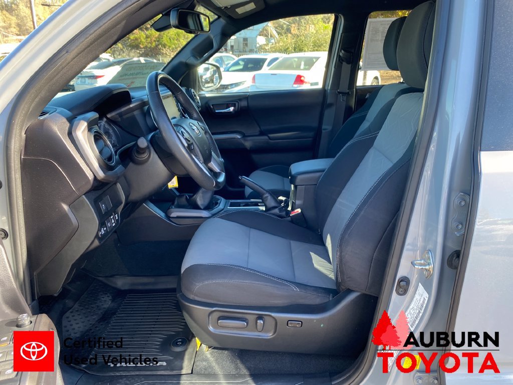 Certified 2021 Toyota Tacoma TRD Off-Road w/ Technology Package AWD/4WD image 12