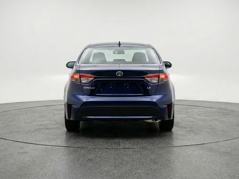 Used 2025 Toyota Corolla LE FWD image 7