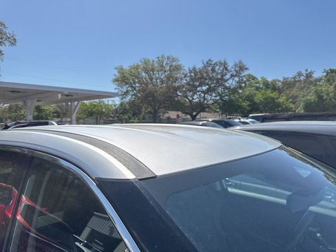 Used 2021 Nissan Rogue SV image 5