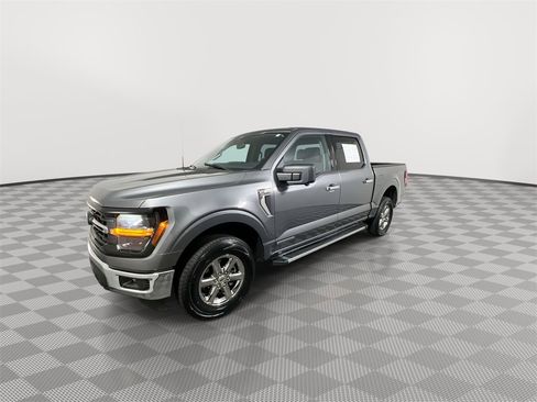 Used 2024 Ford F150 XLT w/ Mobile Office Package image 4